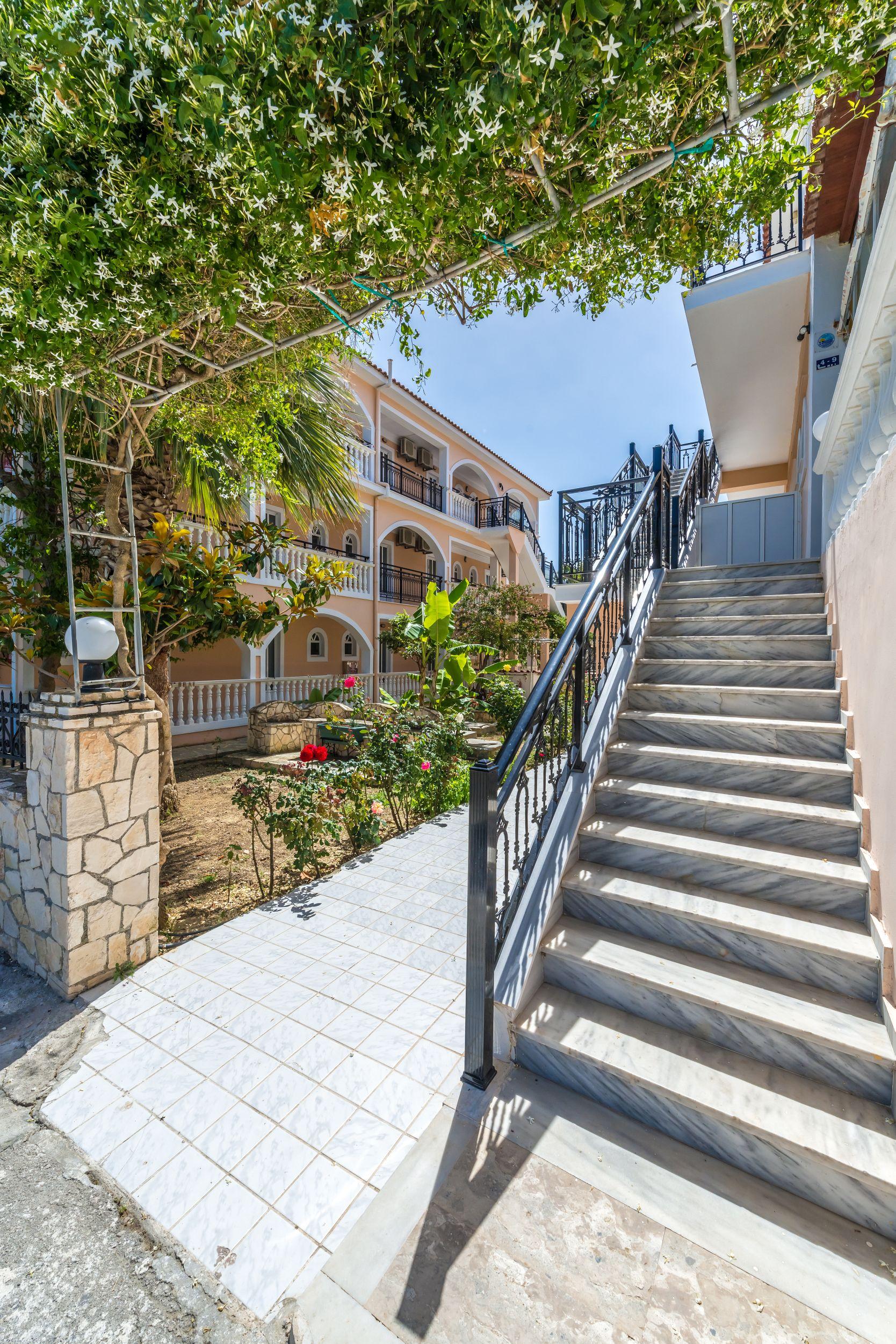 Athina Apartments ザキントス エクステリア 写真