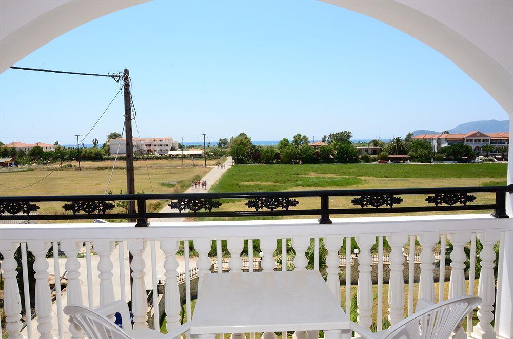 Athina Apartments ザキントス エクステリア 写真